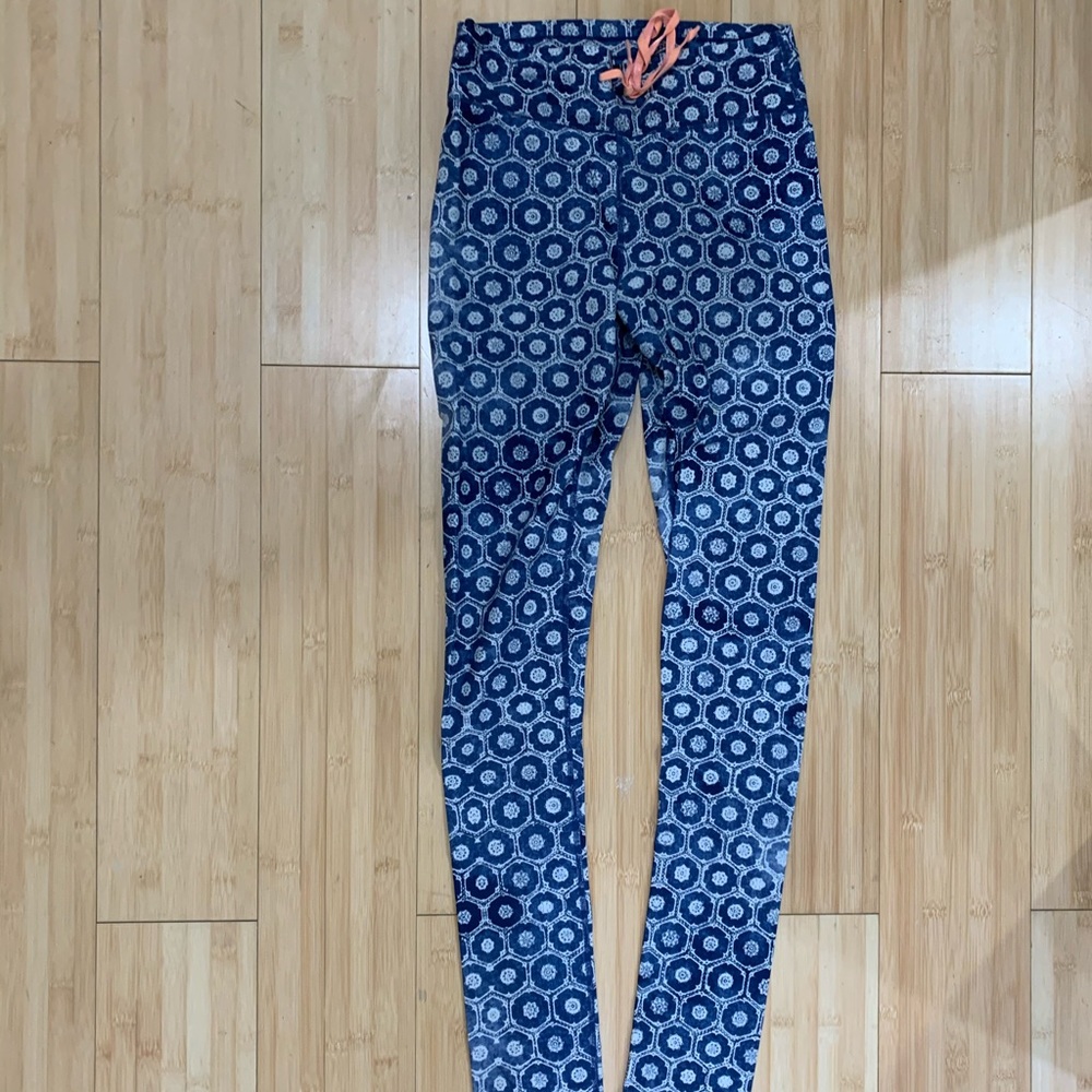 Leggings The Upside